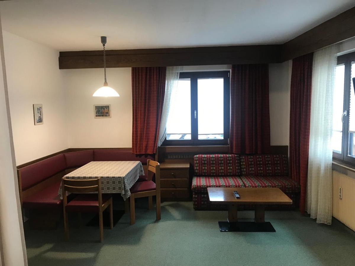 Niki Appartments Innichen Exteriör bild